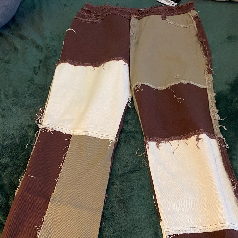 JADED brand jeans. 32" waist. Boyfriend style.